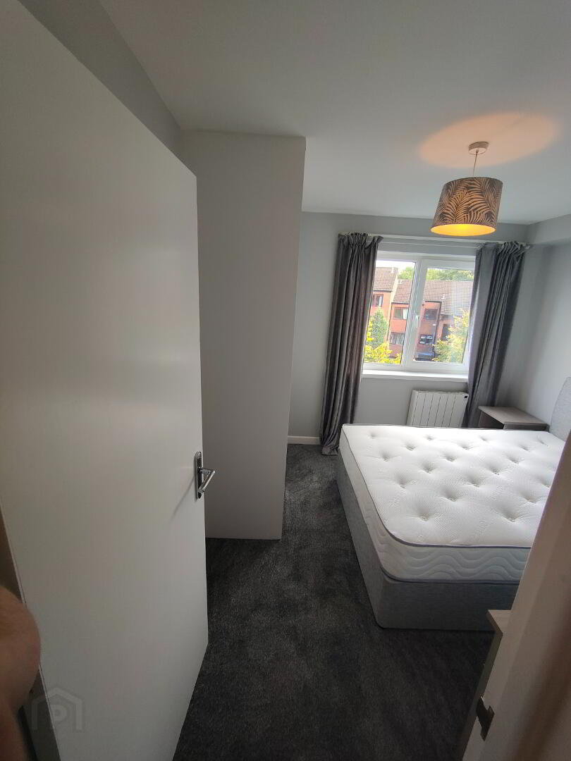 2e Stranmillis Court 15 of 20