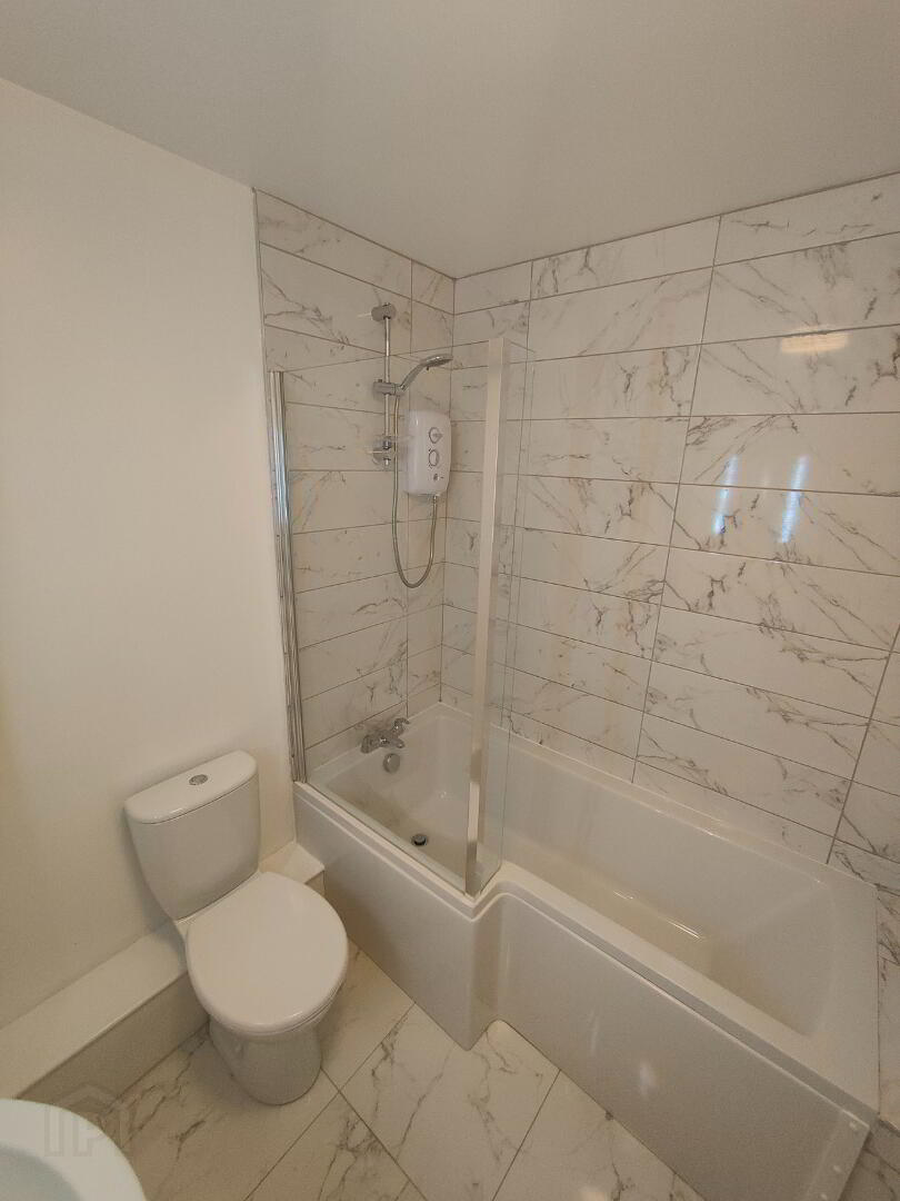 2e Stranmillis Court 19 of 20