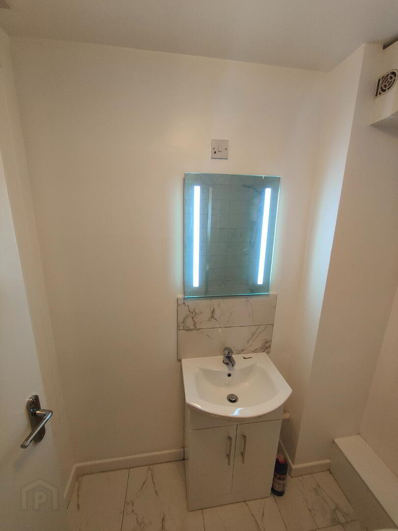 2e Stranmillis Court 20 of 20