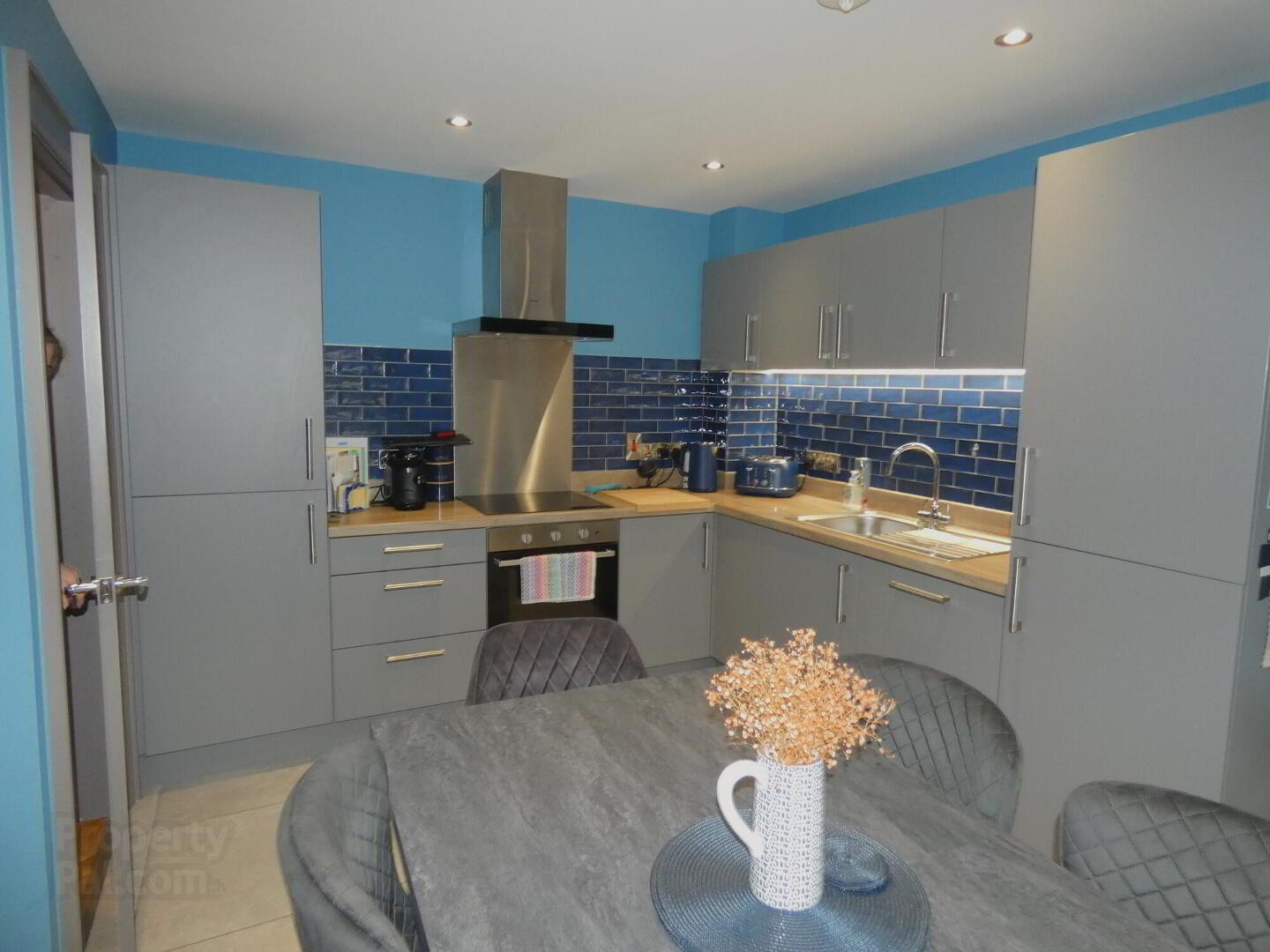 46 Paddock Lane 8 of 29