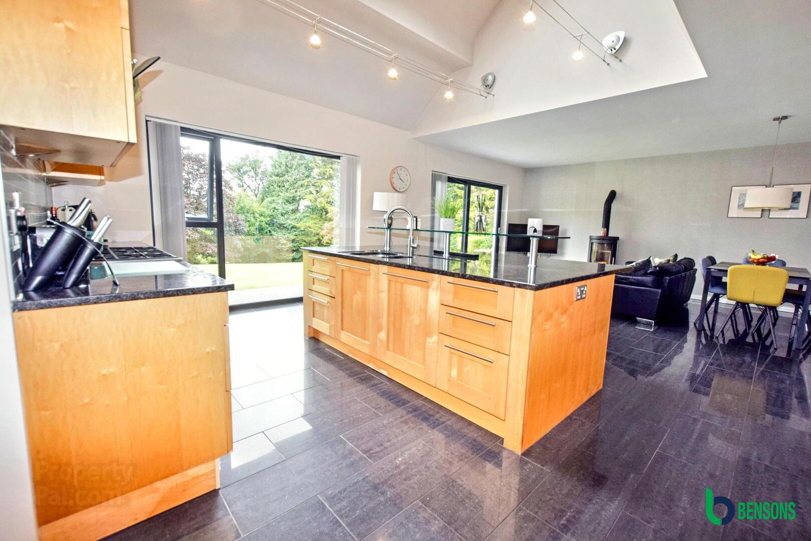 157 Mountsandel Road 37 of 68
