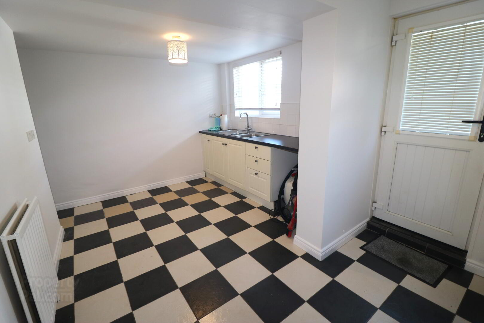22 Suffolk Street 6 of 13