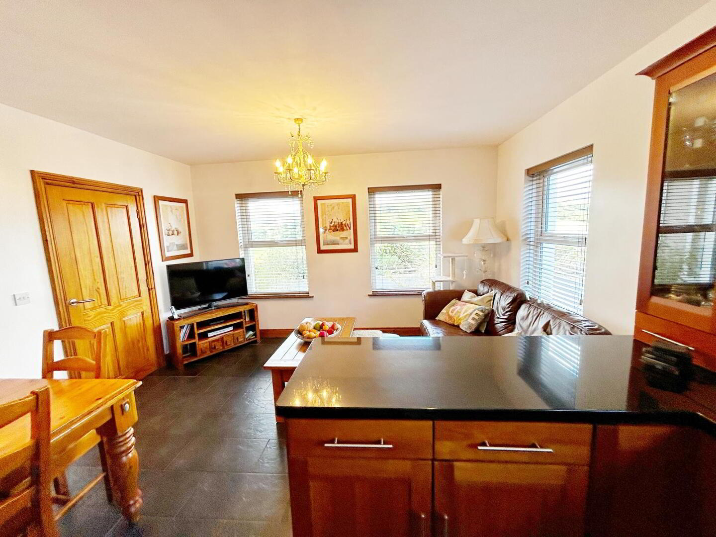 77 Landahussey Road 13 of 41