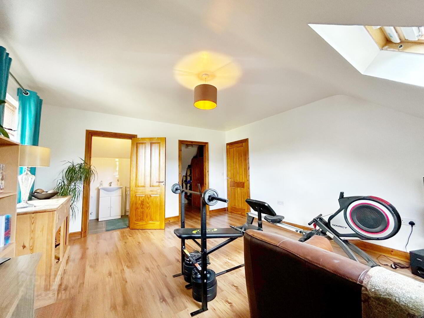 77 Landahussey Road 35 of 41