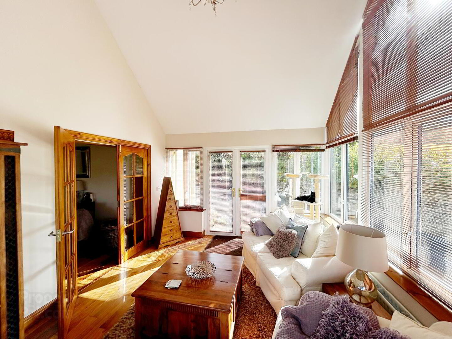 77 Landahussey Road 10 of 41