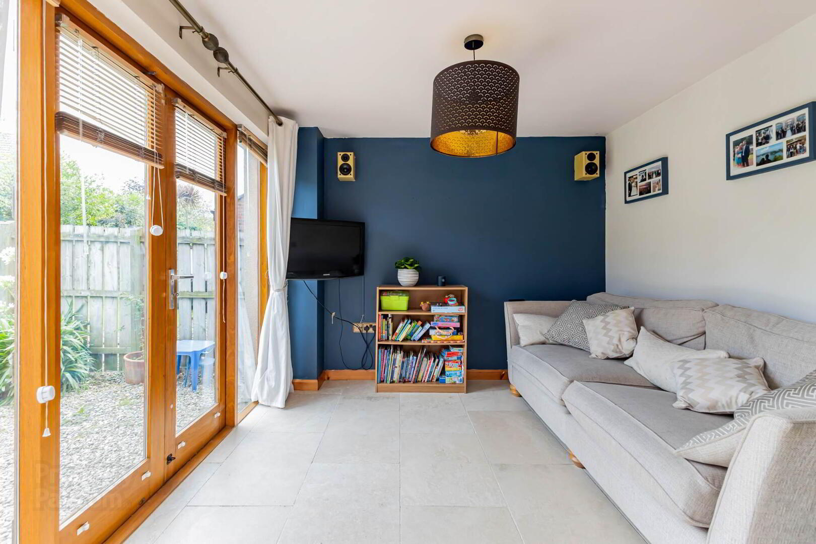 21 Cove Avenue 12 of 25