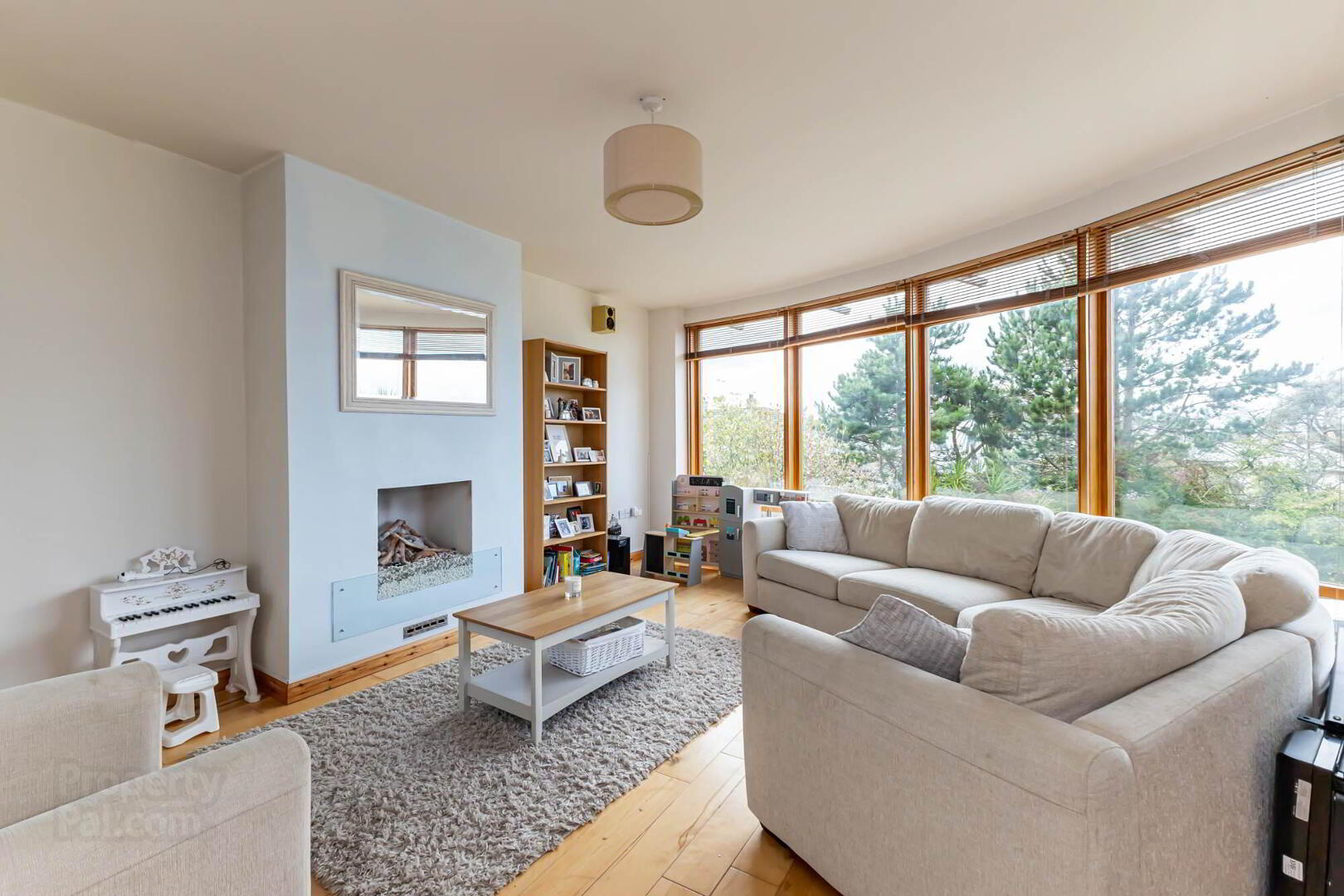21 Cove Avenue 6 of 25