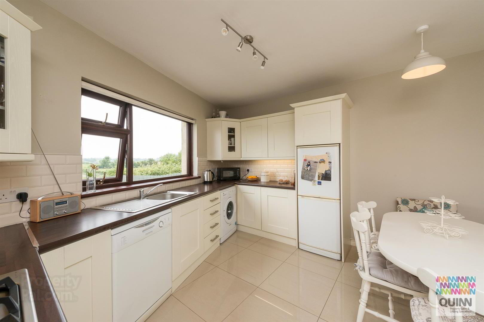 21 Myra Road 16 of 39