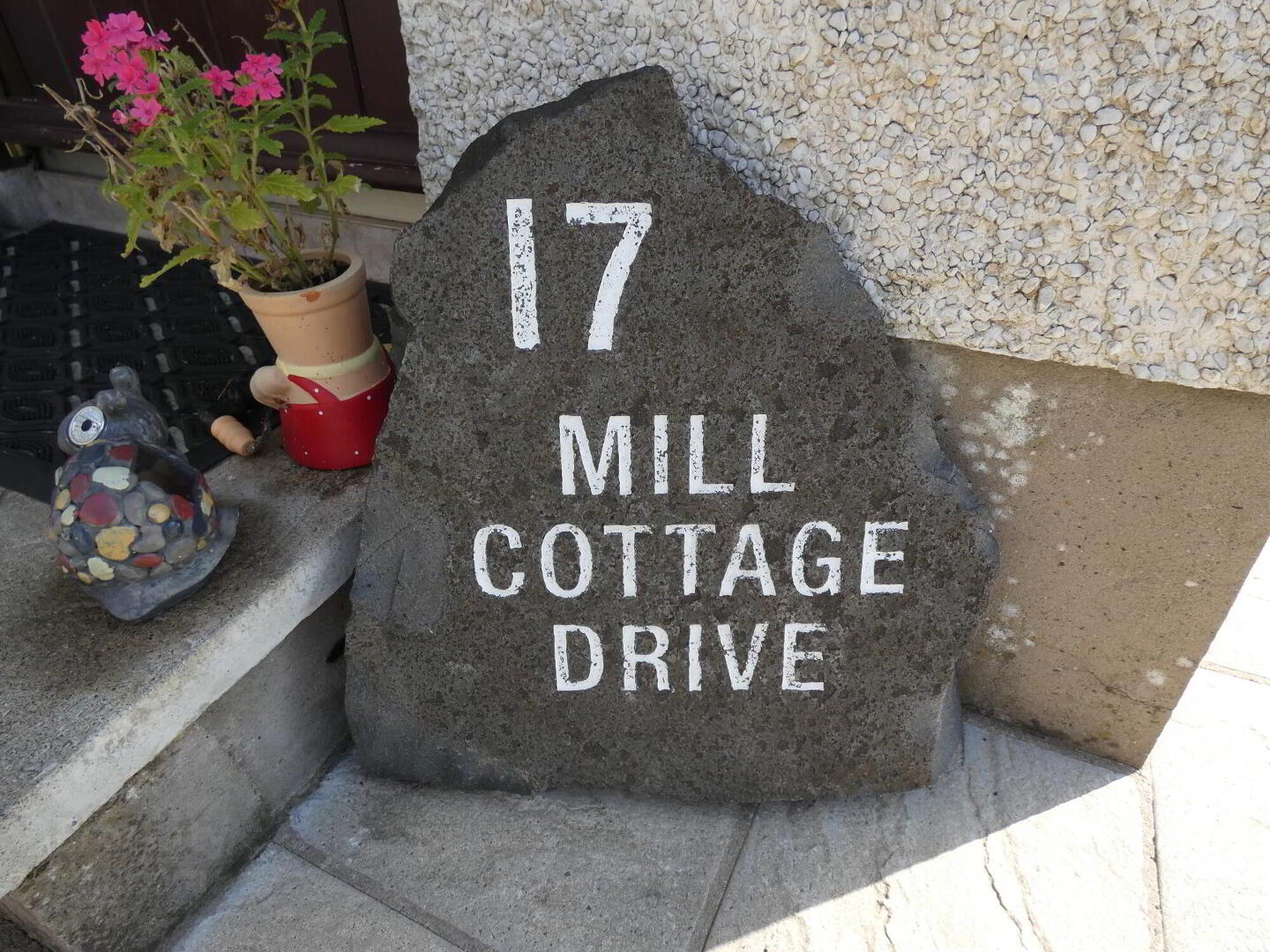 17 Mill Cottage Drive