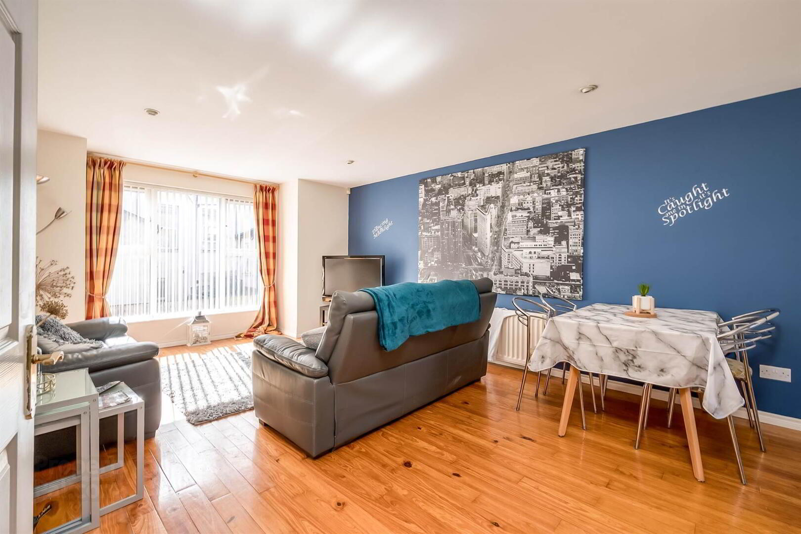 Apt 18, Fitzwilliam Square 4 of 8