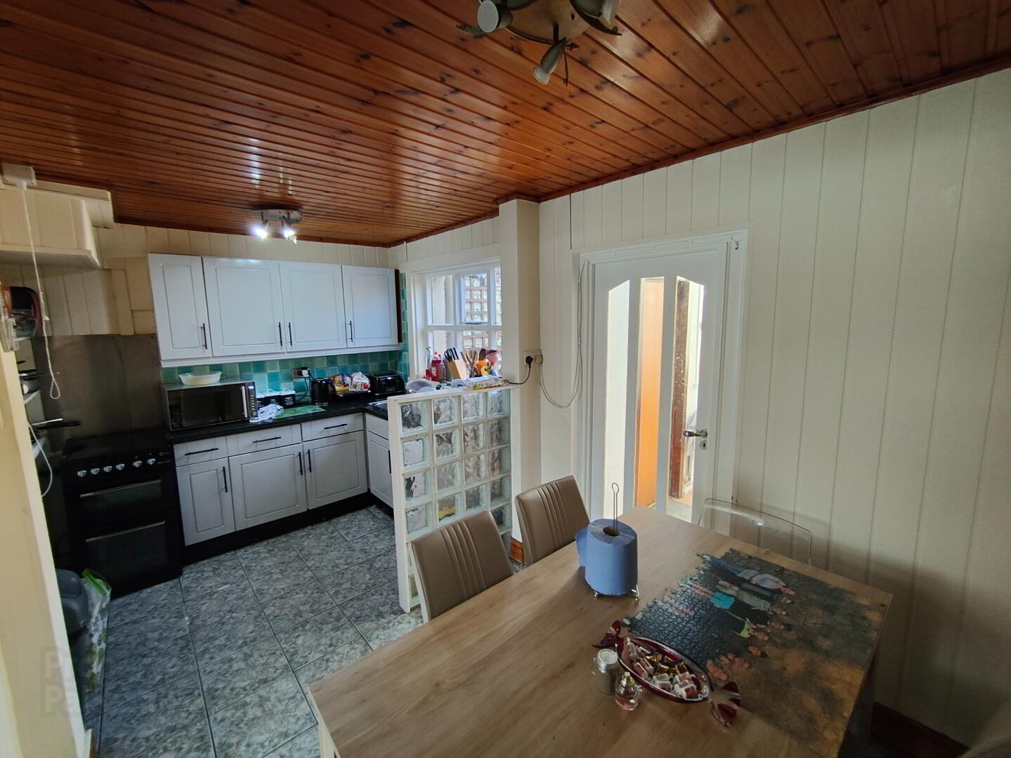 266 Beersbridge Road 5 of 15