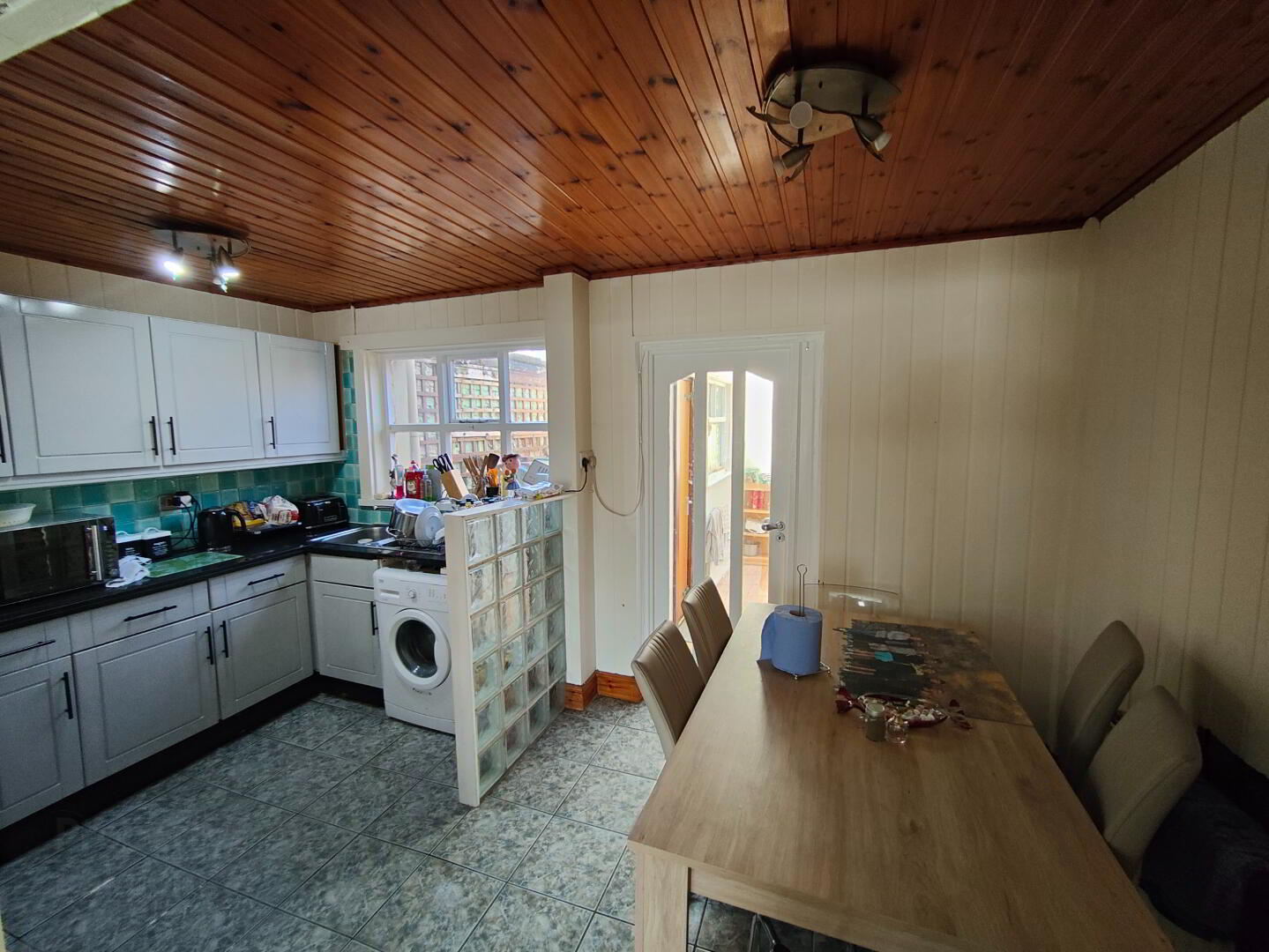 266 Beersbridge Road 6 of 15