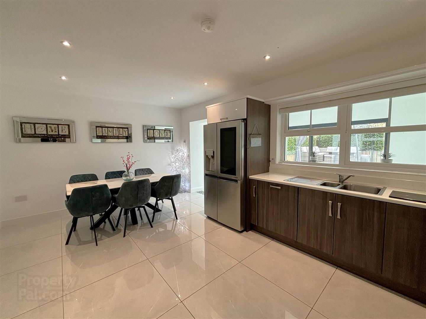 17 Glenburn Park 12 of 35