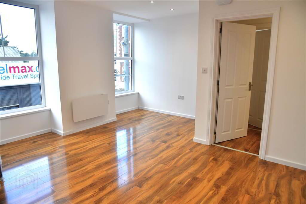 2 Merchant Apartments 13 of 22