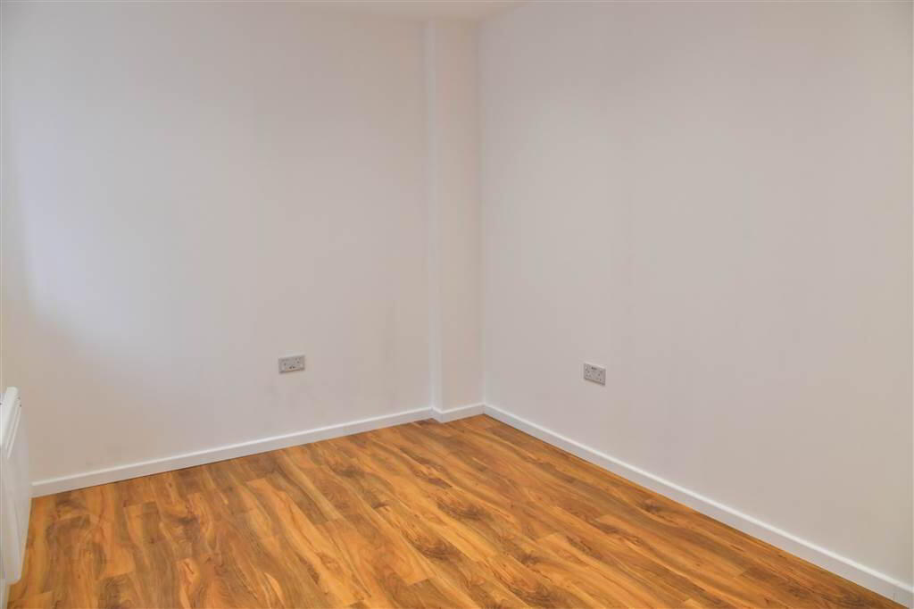 2 Merchant Apartments 14 of 22
