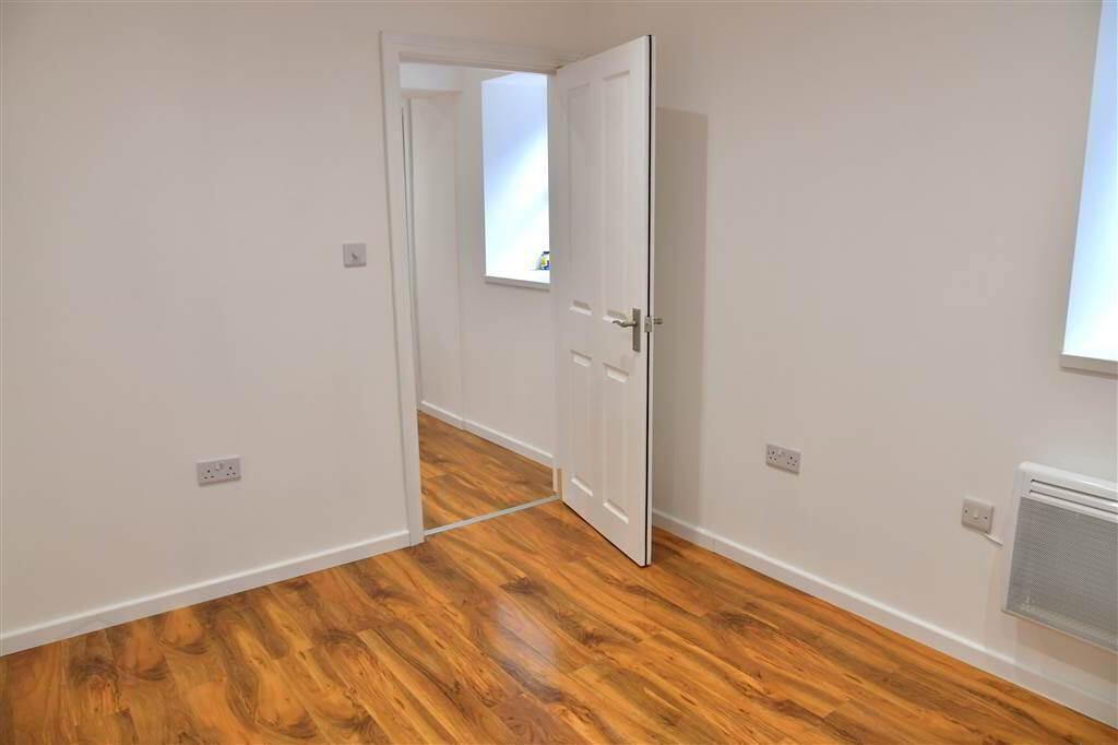 2 Merchant Apartments 16 of 22