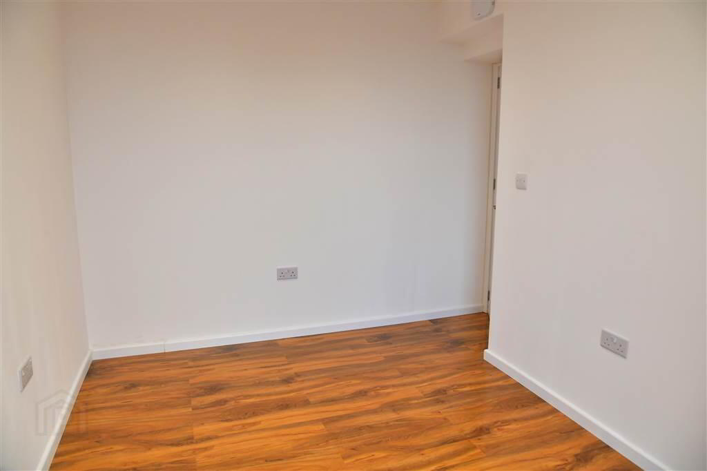 2 Merchant Apartments 19 of 22