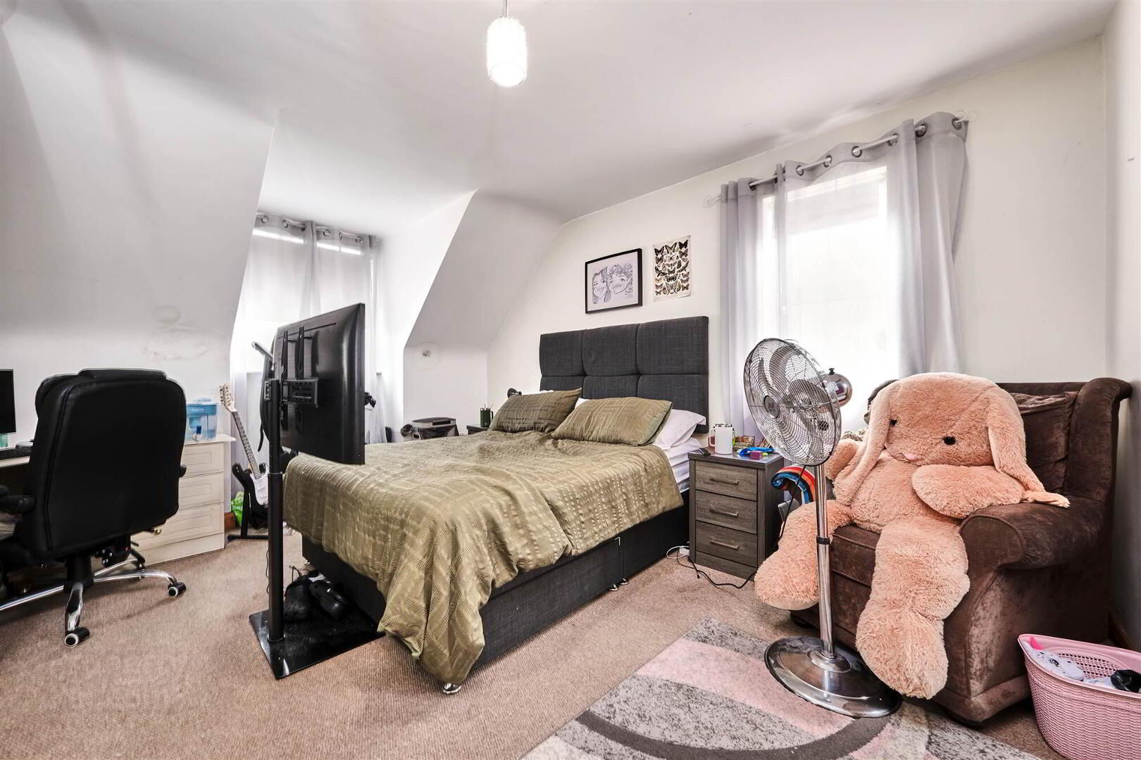 1 Burnside Mews 14 of 22