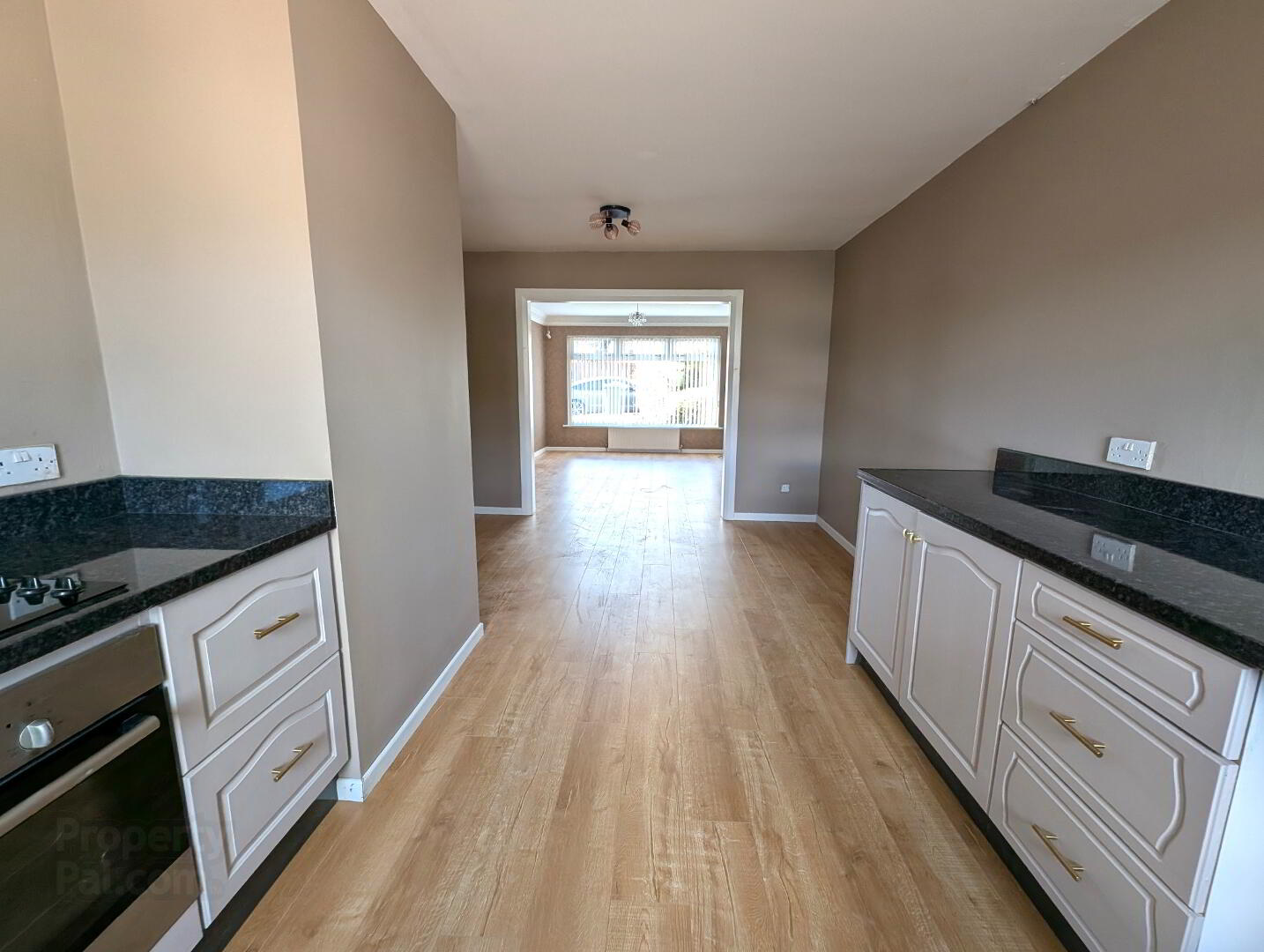 4 Pineview Heights 9 of 18