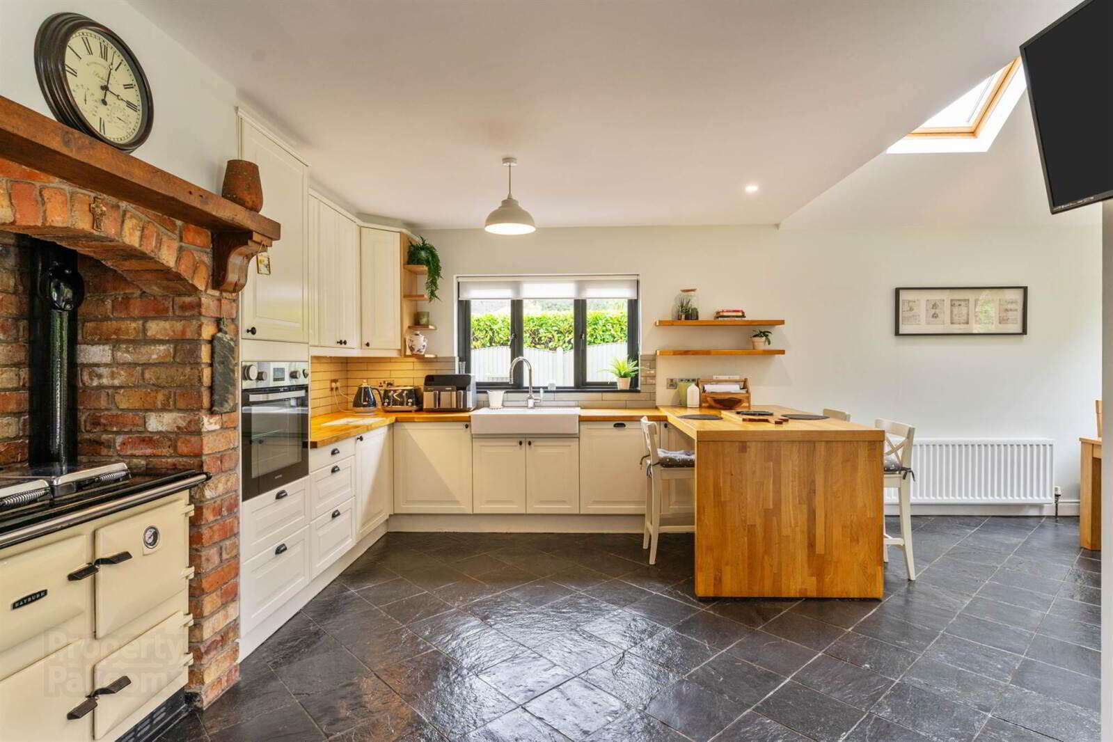 12 Tollymore Road 7 of 20