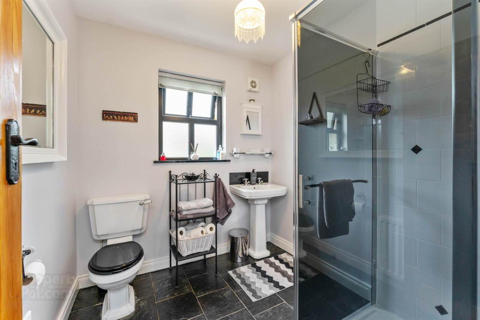 12 Tollymore Road 13 of 20