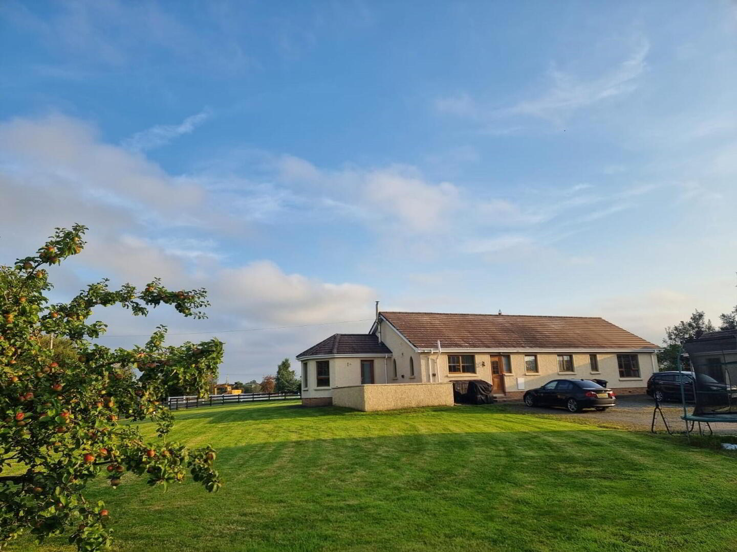 Bungalow With Range Of Outbuildings, 3b Boghead Bridge Road