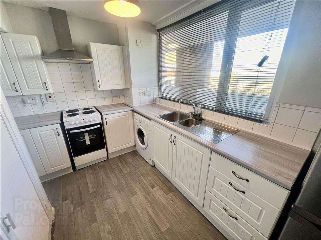 90g Cregagh Road 3 of 8