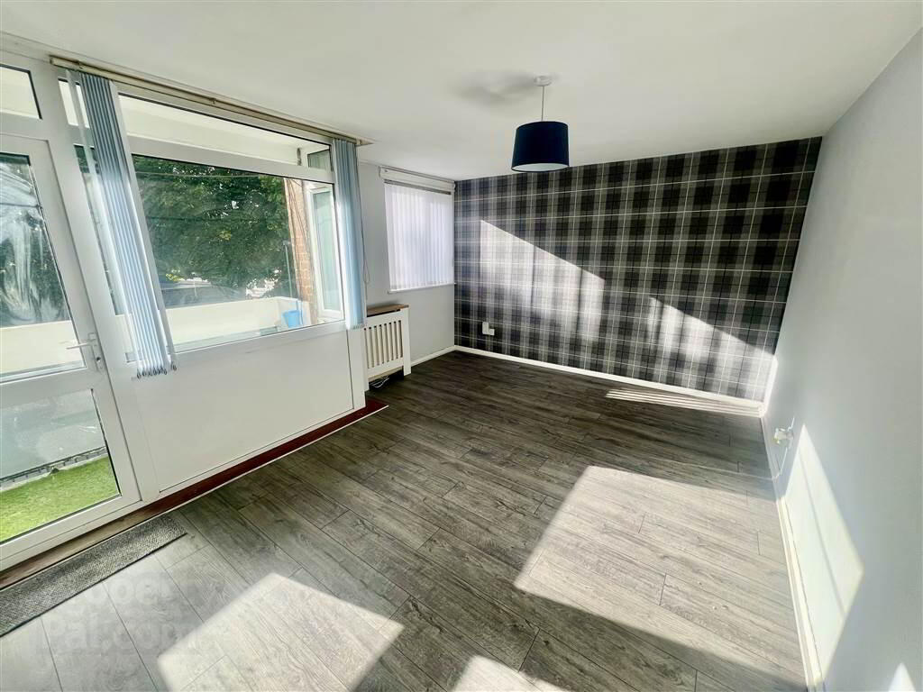 90g Cregagh Road 2 of 8