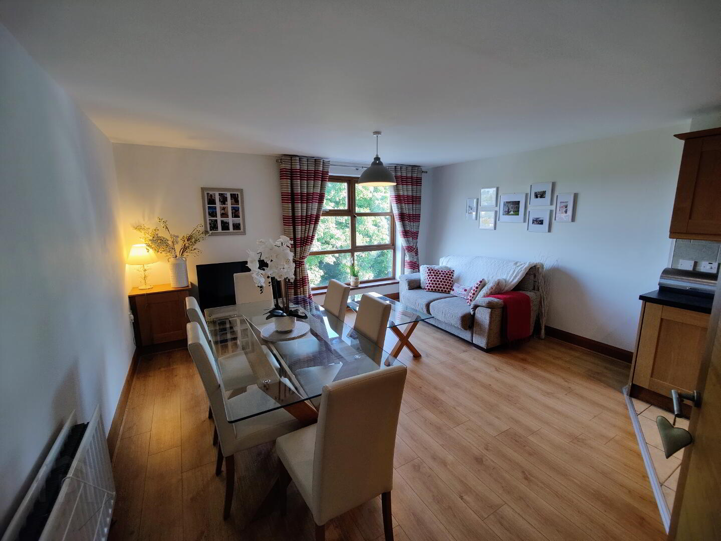 Unit 8, 230 Malone Road 4 of 20