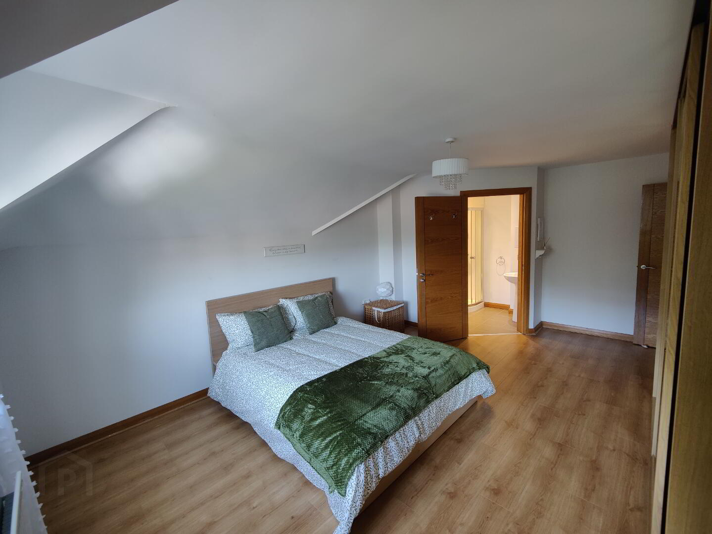 Unit 8, 230 Malone Road 9 of 20