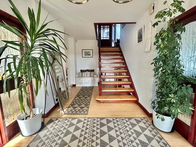 71 Gleneagles 2 of 26
