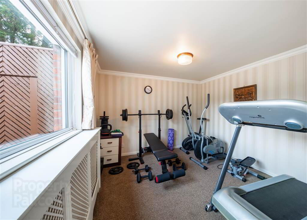 29 Finaghy Road North 13 of 32