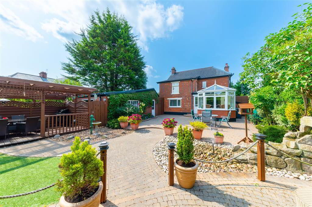 29 Finaghy Road North 25 of 32