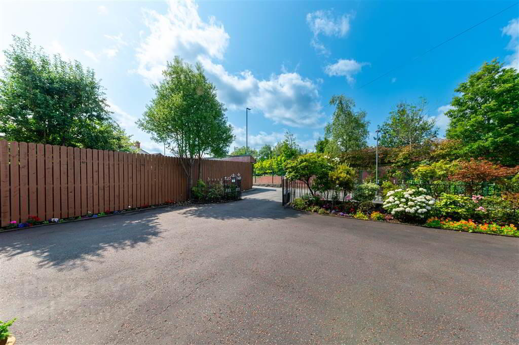 29 Finaghy Road North 31 of 32