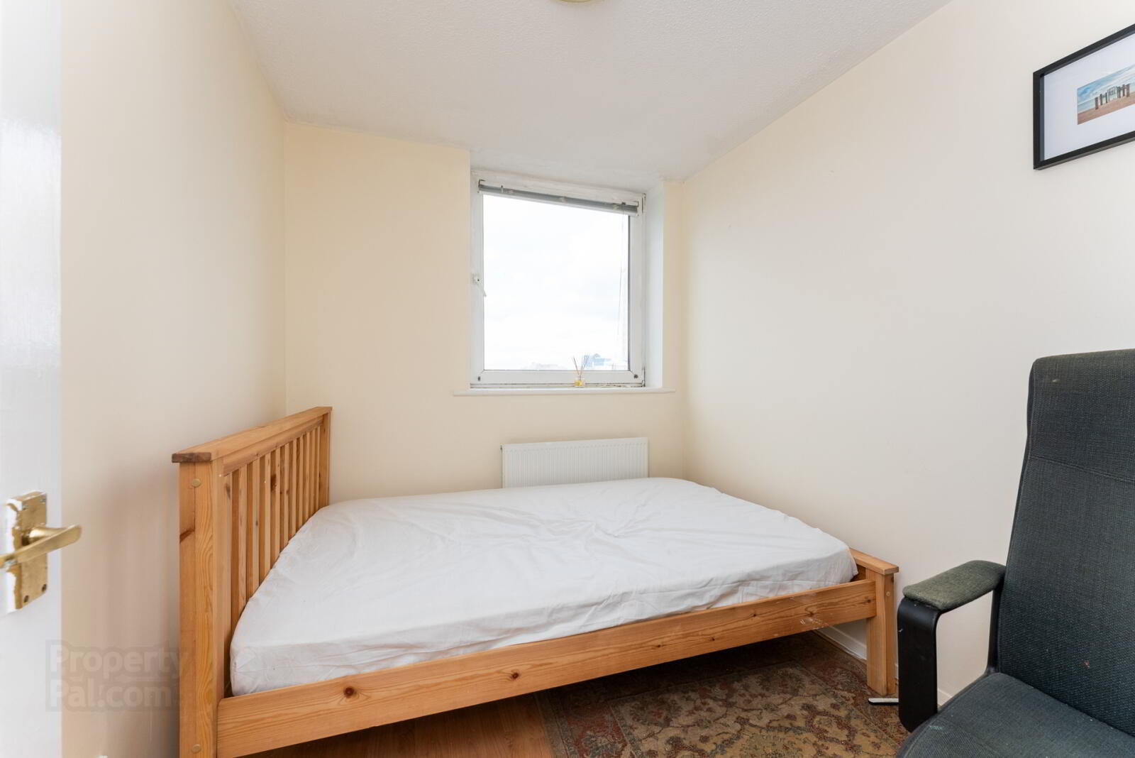 Apartment 402 Bradbury Court 10 Jubilee Road 10 of 12