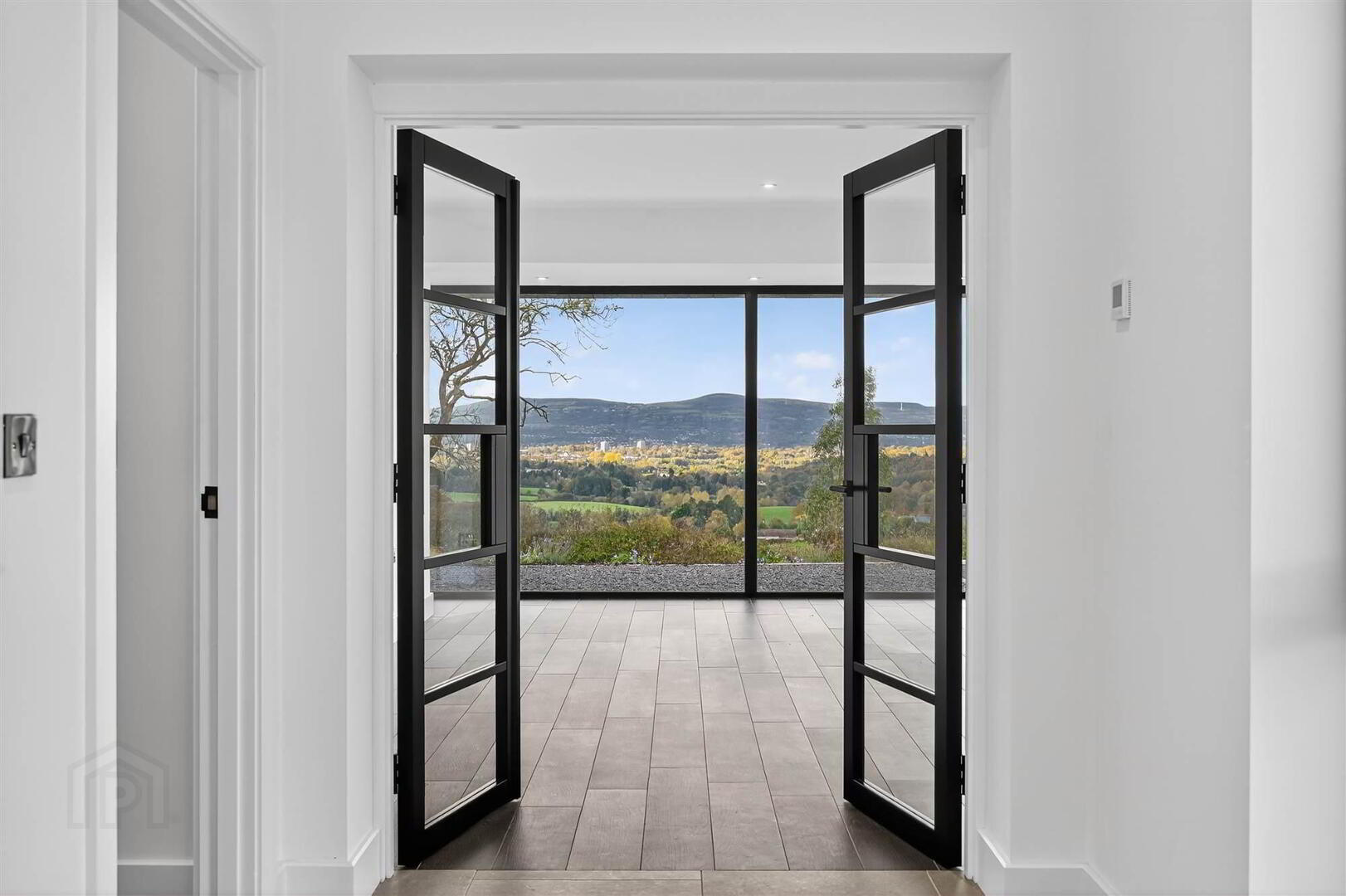 41 Dows Road 3 of 35
