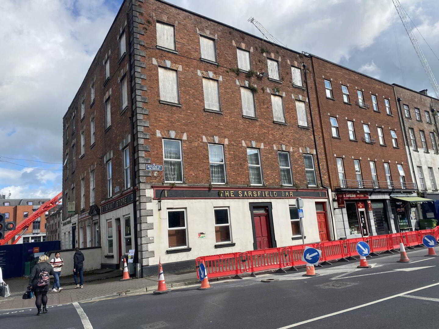 1 Rutland Street 2 of 7