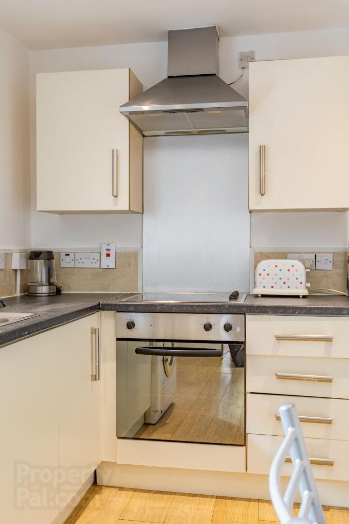 Units 1,2 & 3, 3 Whitehall Gardens 15 of 43