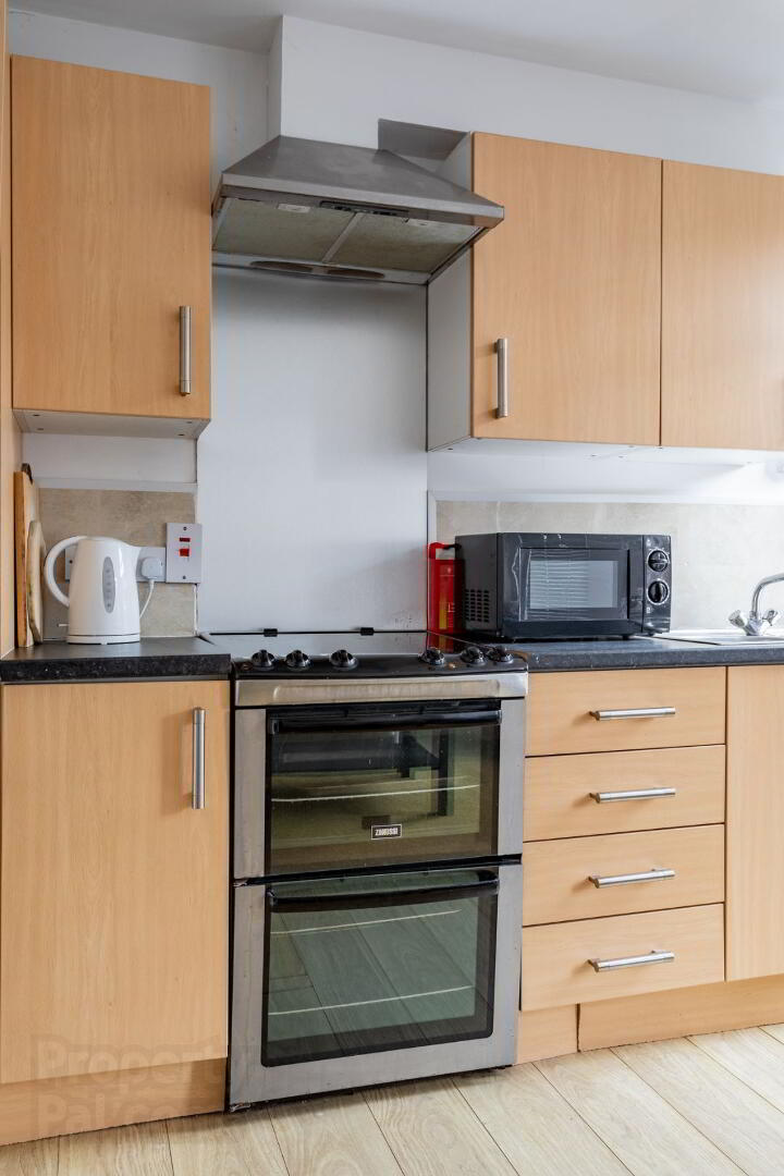 Units 1,2 & 3, 3 Whitehall Gardens 27 of 43