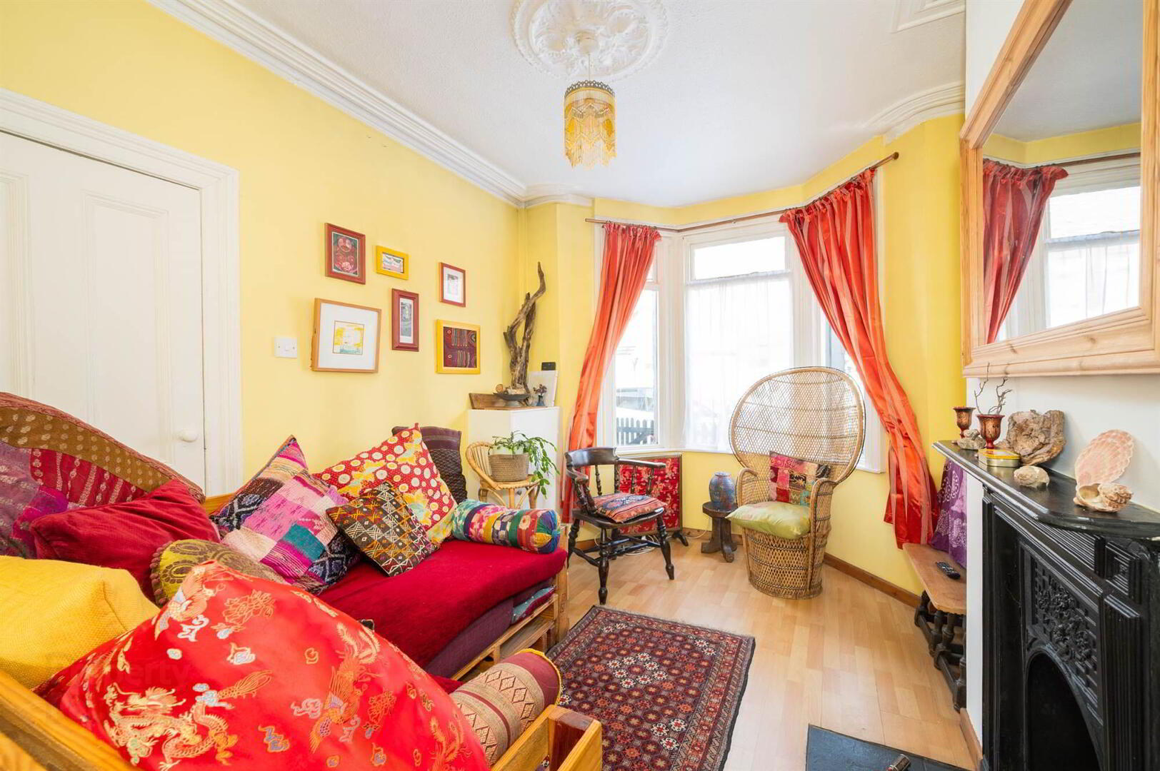 20 Titania Street 5 of 21