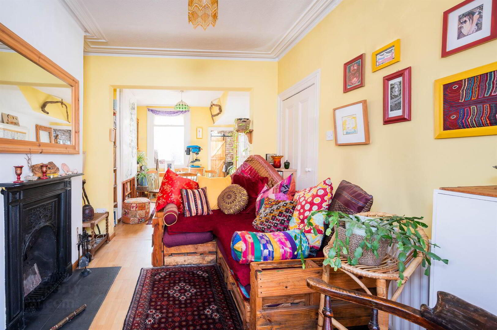 20 Titania Street 6 of 21