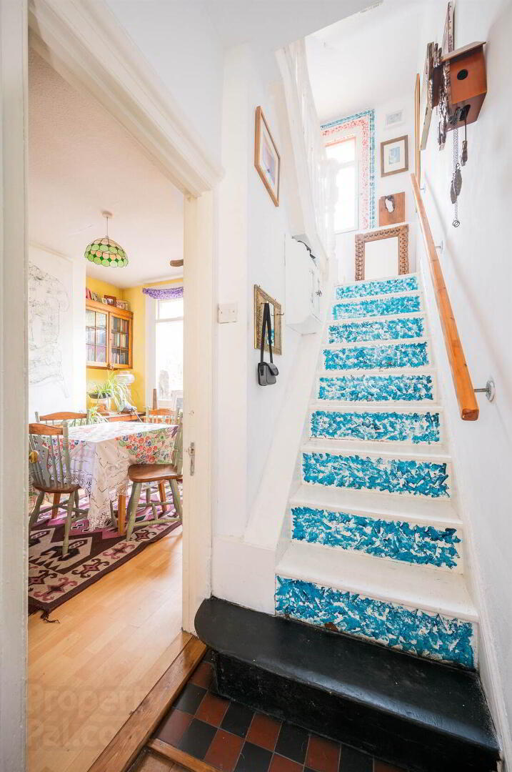 20 Titania Street 4 of 21