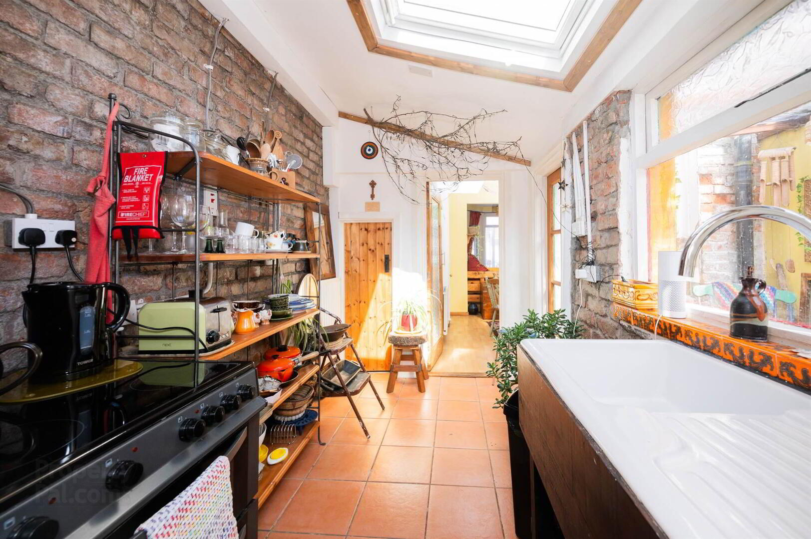 20 Titania Street 9 of 21