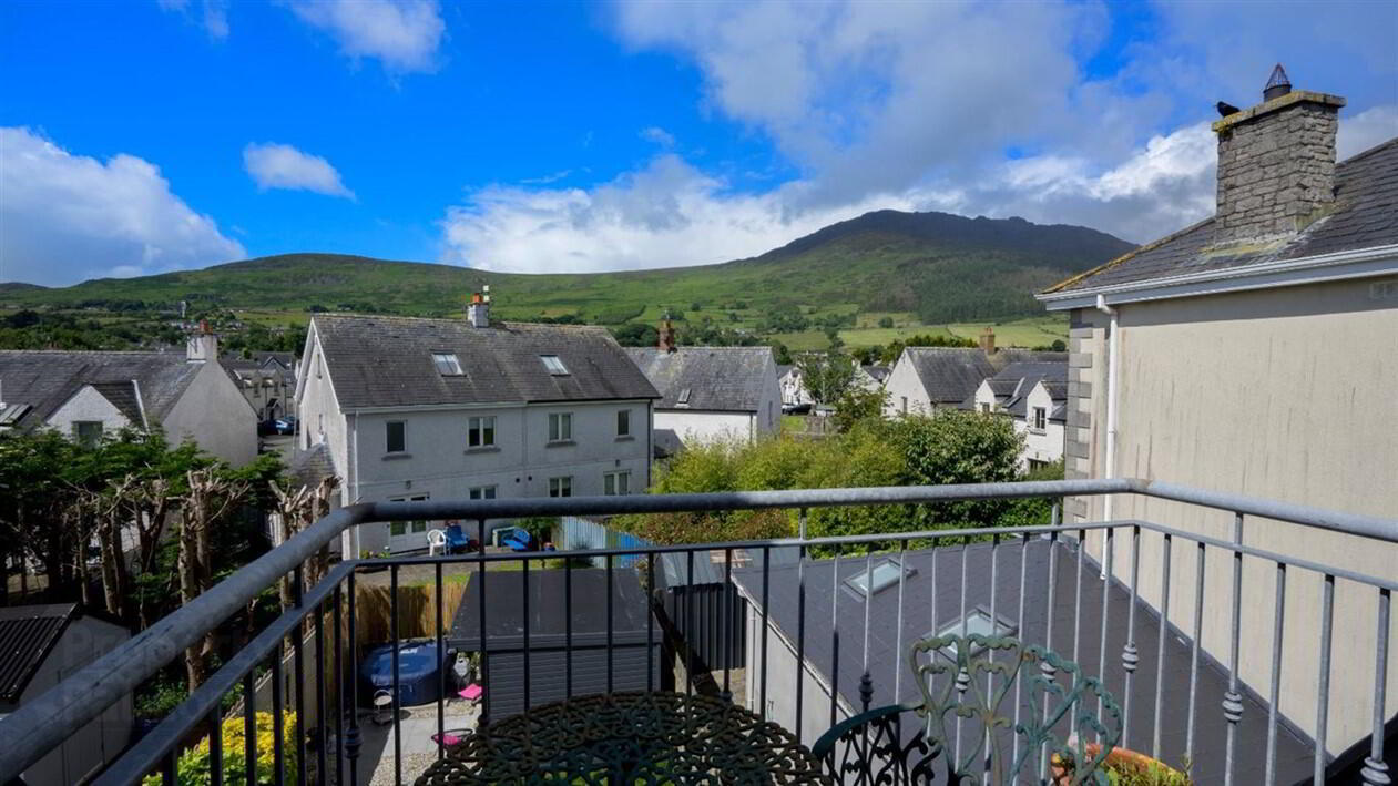 8 Cairlinn 17 of 25
