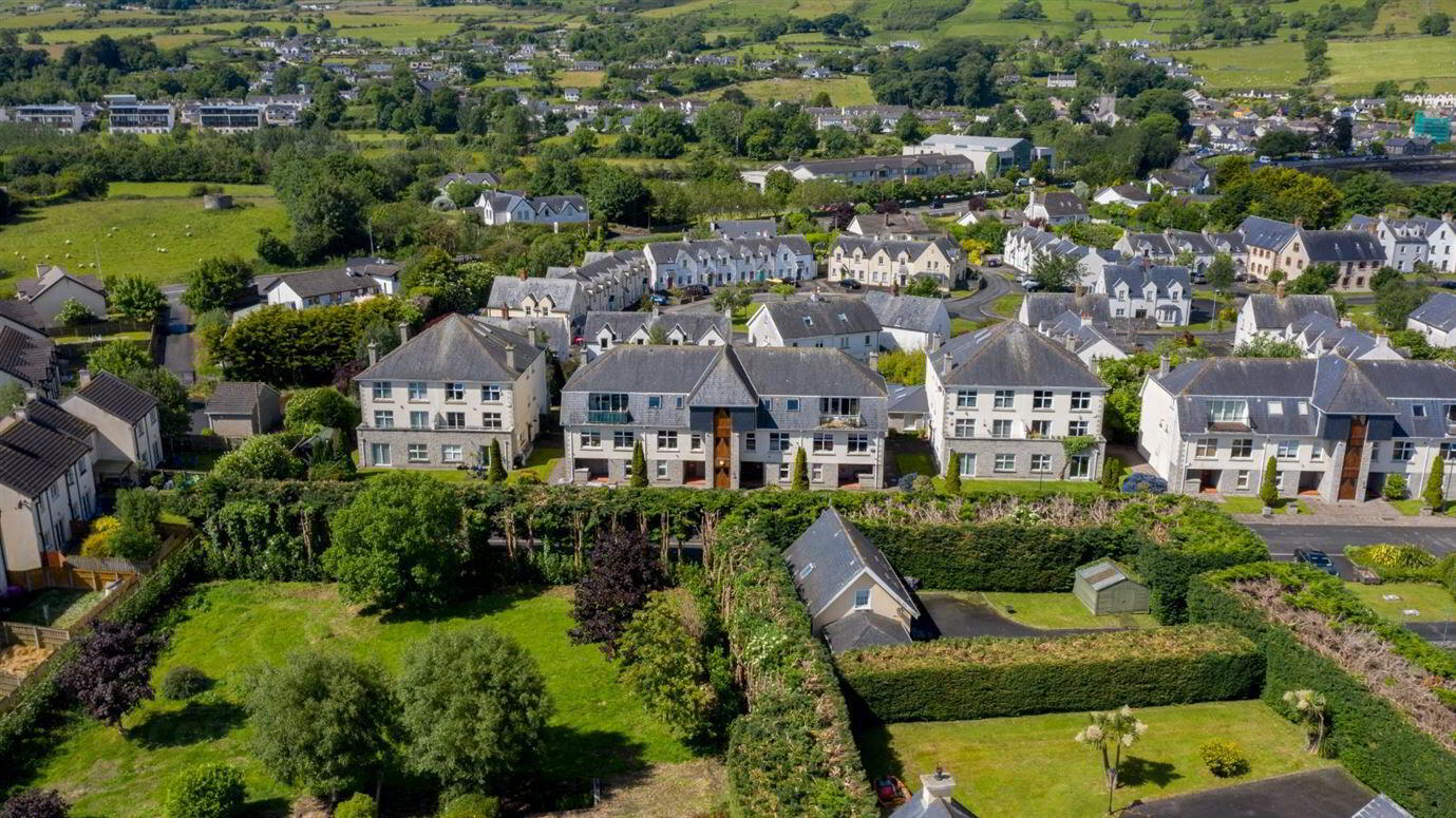 8 Cairlinn 18 of 25