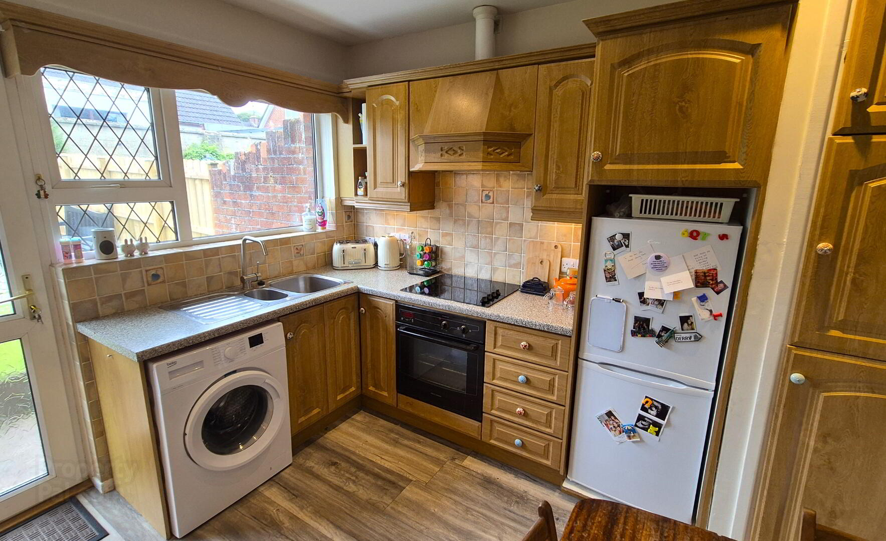 23 Danesfort Crescent 11 of 25