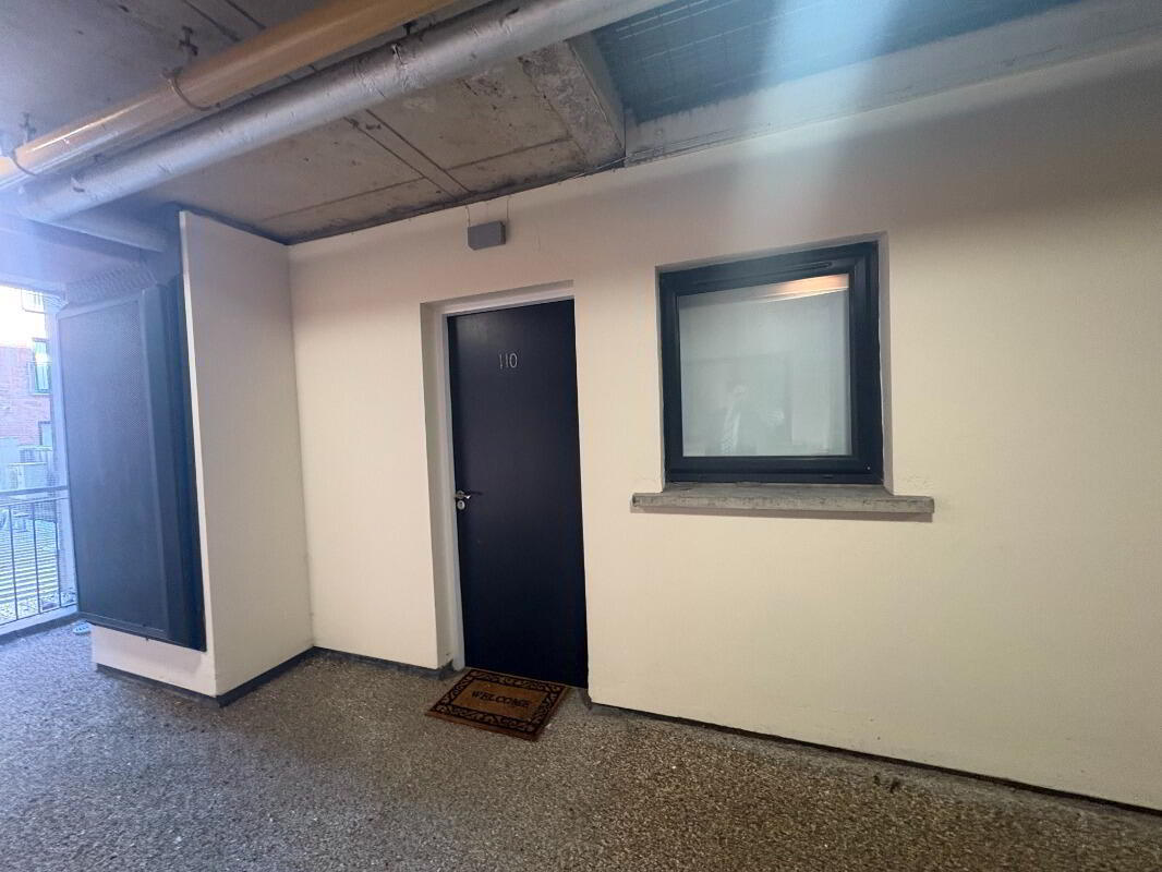110 College Court Central 1 of 8