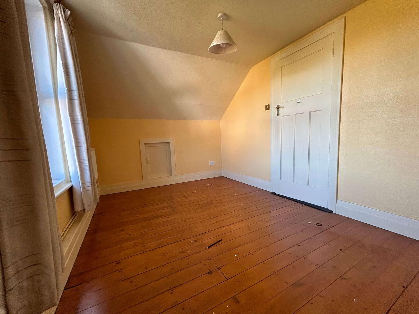 Four Winds, 33 Manse Road 15 of 19