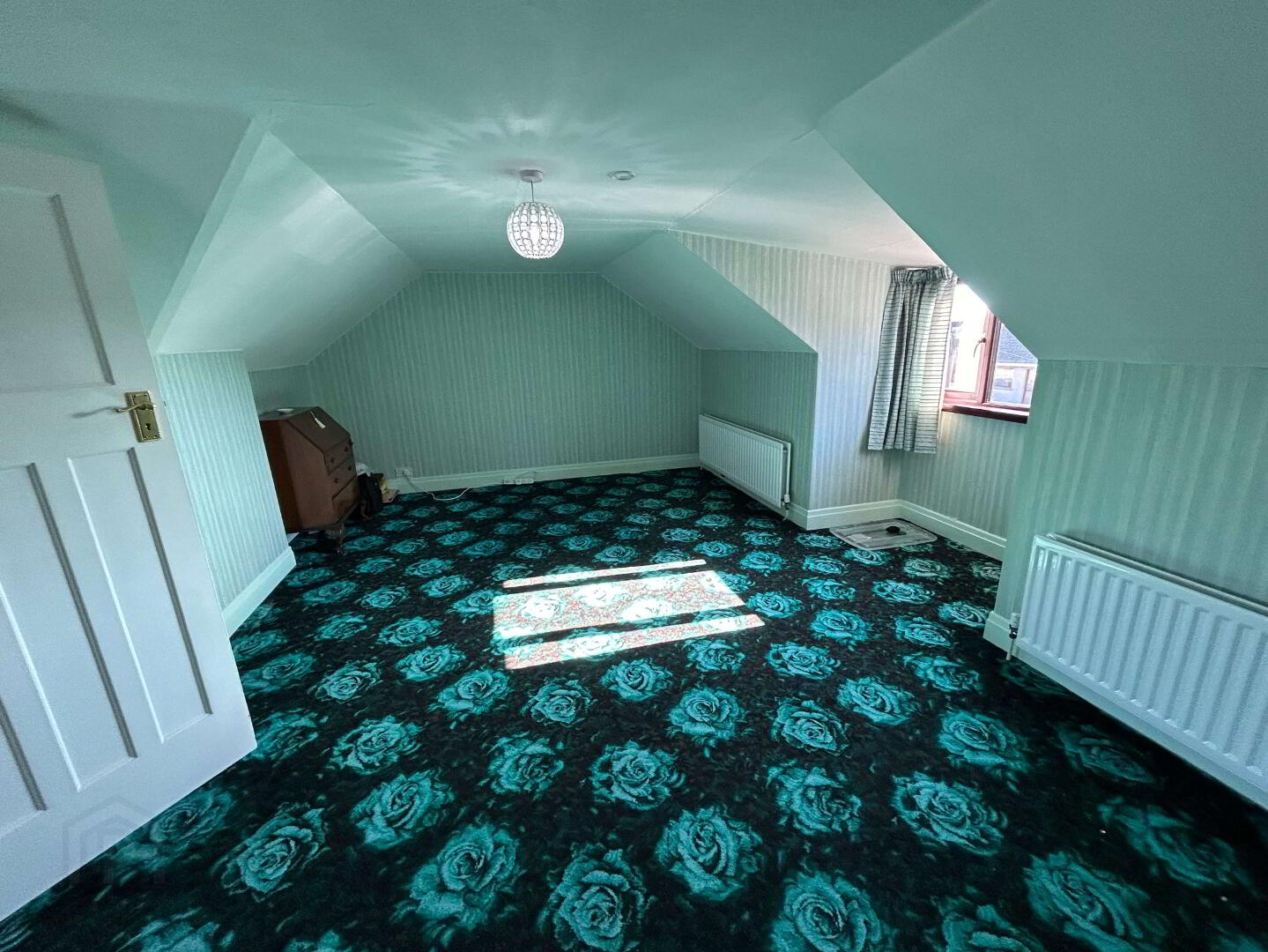 Four Winds, 33 Manse Road 16 of 19