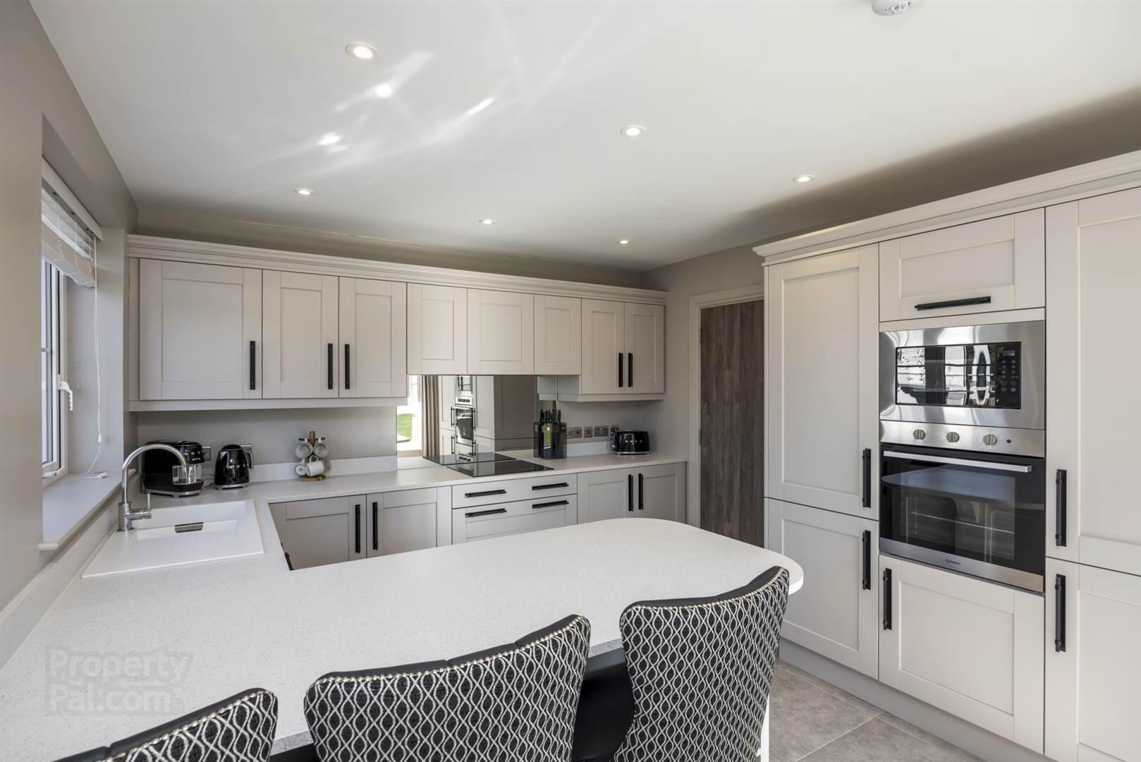 'Lesley Meadows', 66a Whiterock Road 8 of 27